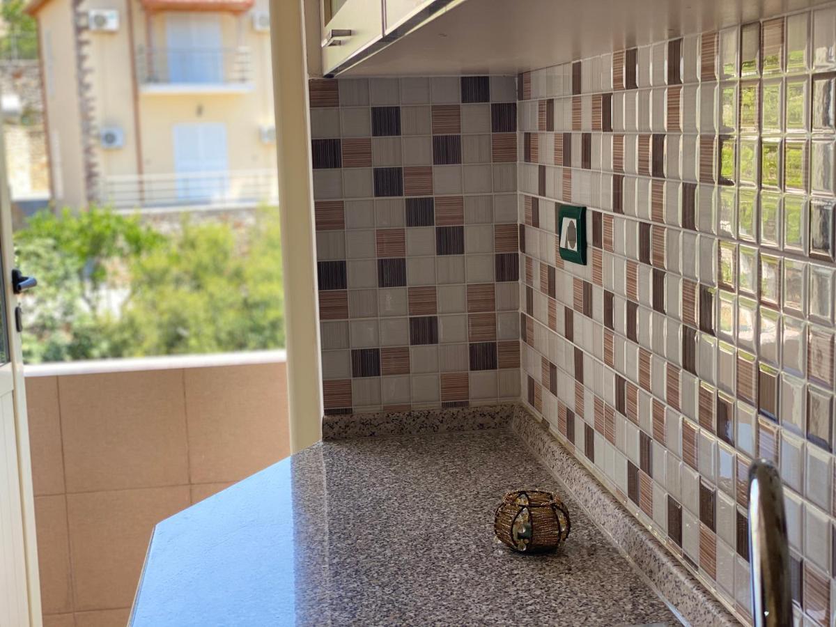 88 Apartment Himara Kültér fotó
